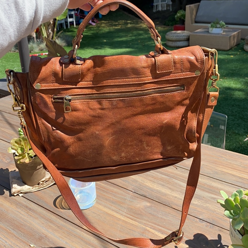 Proenza Schouler bag with gold hardware - Picture 3 of 4